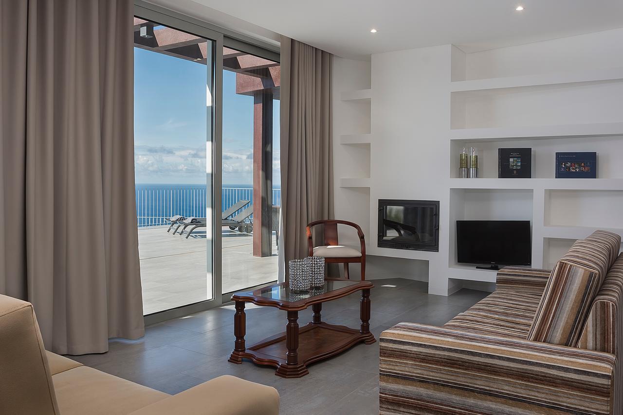 Ourmadeira - Cliffscape, Panoramic Seaviews Villa Estreito Da Calheta Eksteriør bilde